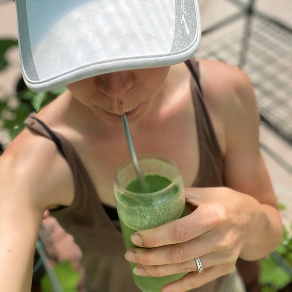 Meet your Posher, Davya - Picture 3 of 4